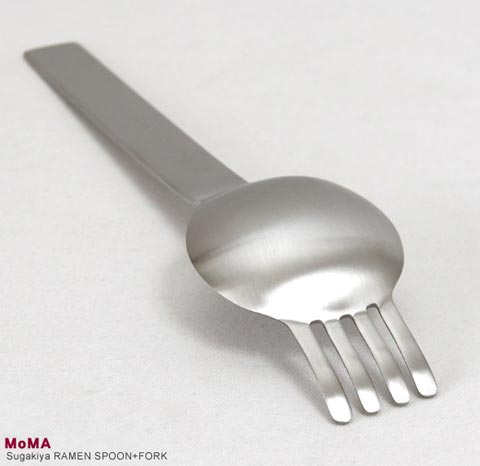 MoMA（モマ）「Sugakiya（スガキヤ） Ramen Spoon + Fork（ラーメンスプーン＋フォーク）」